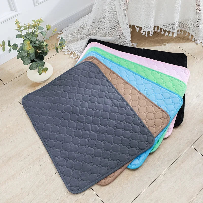 Reusable Dog Pee Pad Blanket Absorbent Diaper Washable Puppy Training Pad Pet Bed Urine Mat for Pet Car Seat Cover Pet Accessory